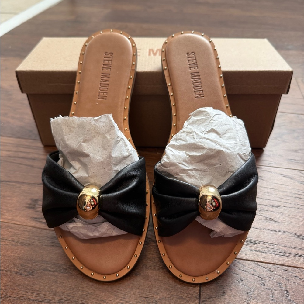 Steve Madden Black Sandals with Gold Bow Accent